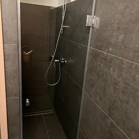 Lejlighed Aradi 6 Apartman *